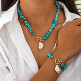 Elegant Set of Natural Stone and Pearl Jewellery