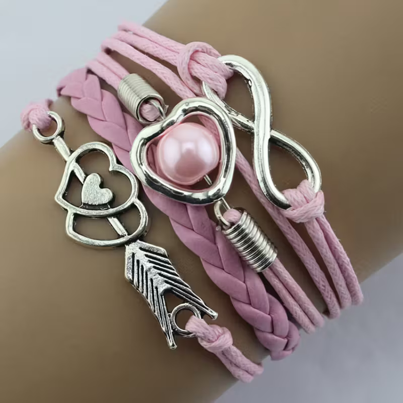 Retro Cupid's Bow Fashion Bracelet