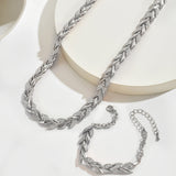Elegant Fish Tail Set with Glass and Gemstones