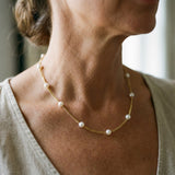 Gold Necklace with Freshwater Pearl