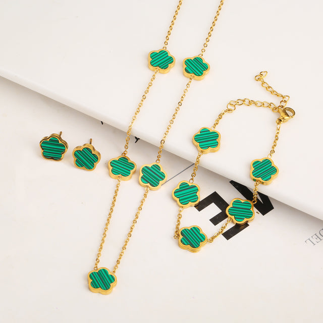 Tree-Shaped Piece Set