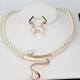 Set of Natural Pearl Necklace and Earrings