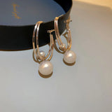 Charming Earrings with Pearls