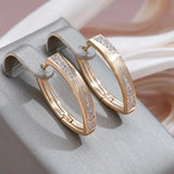 Exquisite earrings made of gold and diamonds