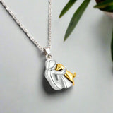 Hug Necklace with Pendant