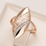 Elegant Double-Tipped Sparkling Ring in Gold