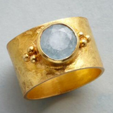 Vintage Ring with Golden Moonstone