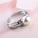 Vintage Ring with Silver Pearl
