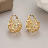 Vintage hollow teardrop earrings in gold